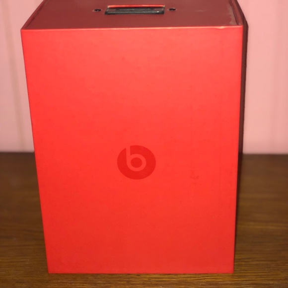 Beats Solo HD by Dr. Dre - Picture 2 of 6